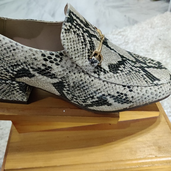 Sam Edelman Snake Print Loafer - Picture 4 of 4